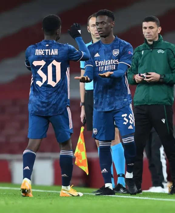 Framed Print : Arsenal Substitutes Flo Balogun On for Nketiah in Empty Emirates Stadium during Arsenal v Rapid Wien UEFA Europa League Match
