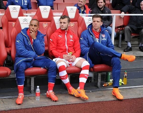 Arsenal Substitutes: Walcott, Wilshere, Szczesny - Ready and Focused at Emirates Stadium (Arsenal v Chelsea 2014 / 15)