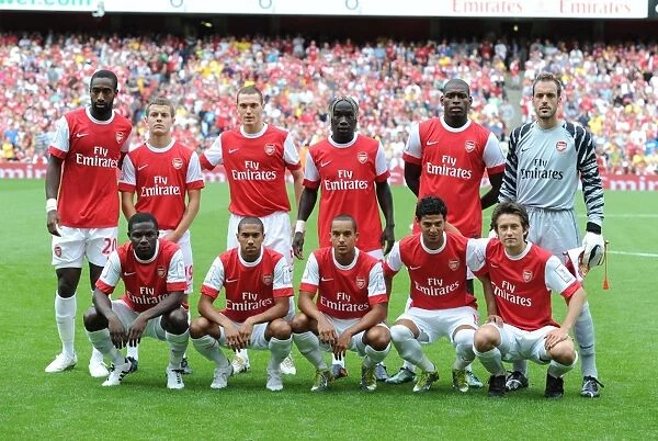 Arsenal team group. Arsenal 3: 2 Celtic. Emirates Cup, pre season. Emirates Stadium