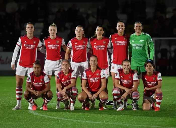 Framed Print : Arsenal team before the match. Arsenal Womens 5: 1 Tottenham Hotspur Women