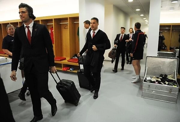 Arsenal Teammates Giroud and Podolski in the Changing Room Before Arsenal vs Manchester City (2013 / 14)