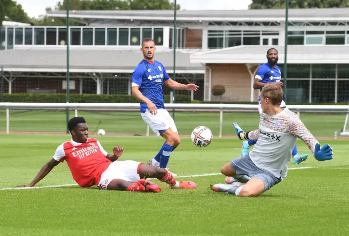 Framed Print : Arsenal Thrash Ipswich Town 4-0 in Pre-Season Friendly Framed Print : Arsenal Thrash Ipswich Town 4-0 in Pre-Season Friendly