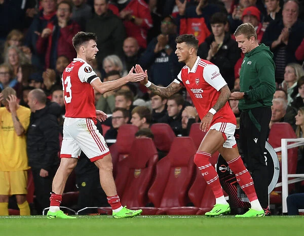 Arsenal: Tierney Replaced by White against FK Bodo / Glimt (UEFA Europa League 2022-23)