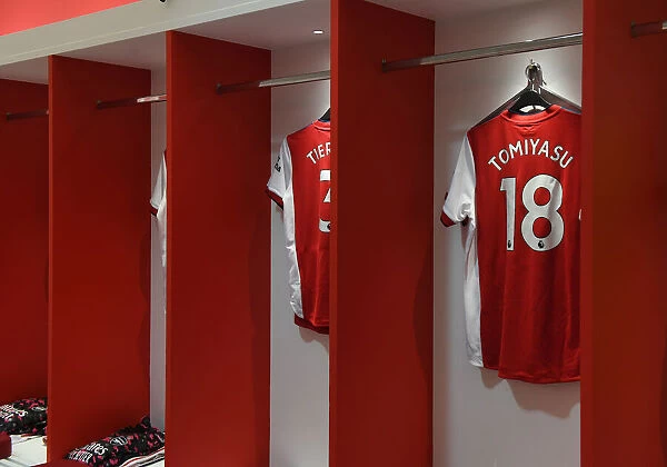 Arsenal: Tomiyasu's Jersey in Emirates Changing Room (Arsenal v Newcastle United, 2021-22)
