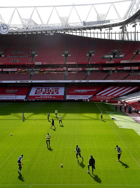 Arsenal Train Alone: Emirates Stadium's Empty Terrains Prepare for Leicester City Clash, 2020-21 Premier League