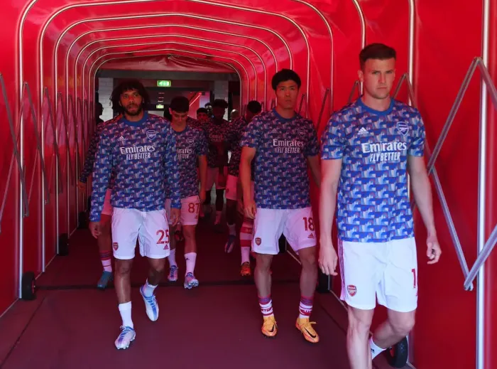 Framed Print : Arsenal Trio: Elneny, Tomiyasu, Holding - Pre-Match Huddle vs Leeds United (2021-22) Framed Print : Arsenal Trio: Elneny, Tomiyasu, Holding - Pre-Match Huddle vs Leeds United (2021-22)