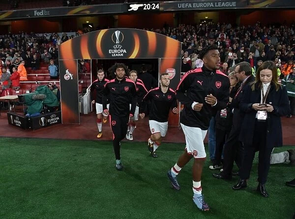 Arsenal Trio: Iwobi, Elneny, Wilshere Warm Up Ahead of Arsenal v FC Köln UEFA Europa League Clash