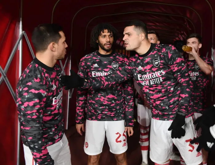 Framed Print : Arsenal Trio Prepare for Carabao Cup Quarterfinal Showdown Against Sunderland