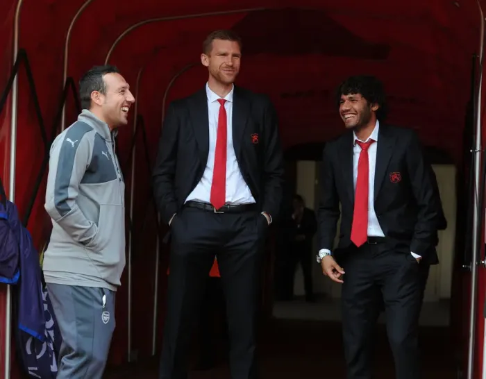 Framed Print : Arsenal Trio Share a Laugh in the Tunnel Before Arsenal v Manchester United (2016-17)