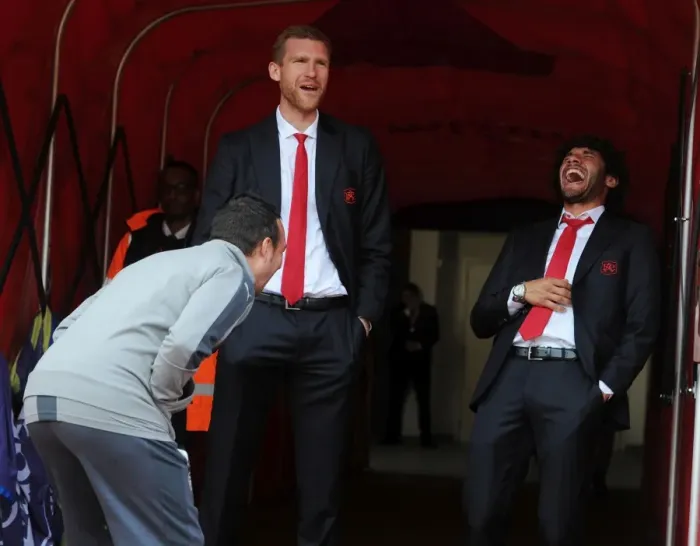 Framed Print : Arsenal Trio Share a Light-Hearted Moment in the Tunnel Before Arsenal v Manchester United, Premier League (2016-17) Framed Print : Arsenal Trio Share a Light-Hearted Moment in the Tunnel Before Arsenal v Manchester United, Premier League (2016-17)