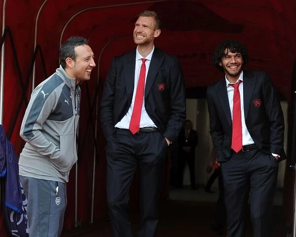 Arsenal Trio Sharing a Laugh in the Tunnel Before Arsenal v Manchester United (2016-17)