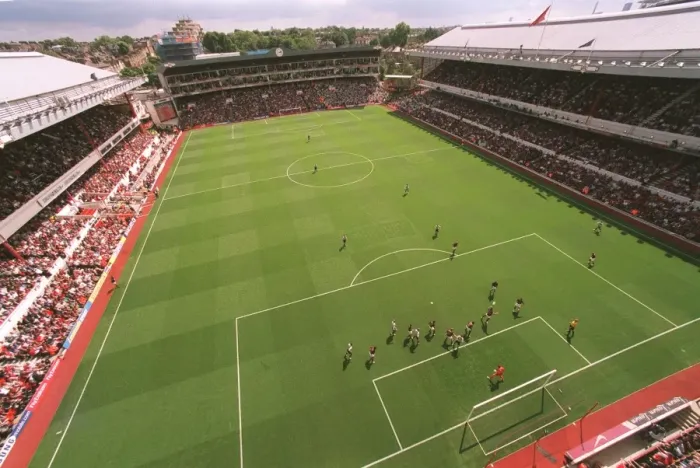 Framed Print : Arsenal Triumphs 2-0 Over Newcastle United at Highbury, FA Premier League, 2005 Framed Print : Arsenal Triumphs 2-0 Over Newcastle United at Highbury, FA Premier League, 2005