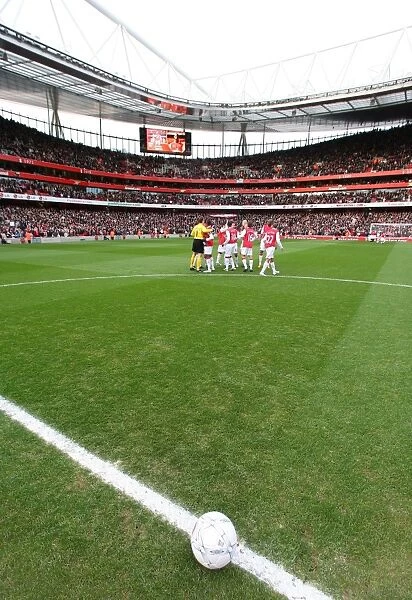 Arsenal Triumphs 3:0 Over Newcastle United in FA Cup Fourth Round at Emirates Stadium, 2008