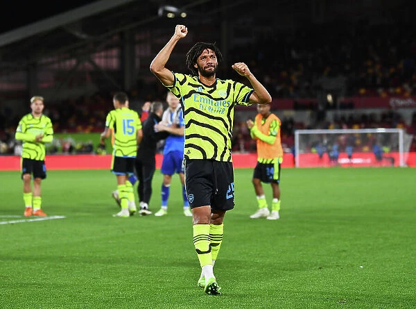 Arsenal Triumphs in Carabao Cup: Mohamed Elneny Celebrates Victory over Brentford