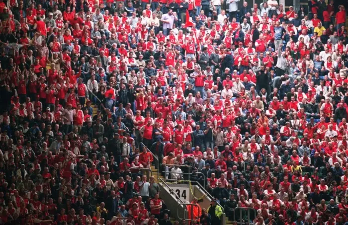 Framed Print : Arsenal Triumphs in FA Cup Final: Arsenal 1-0 Southampton, Millennium Stadium, 2003