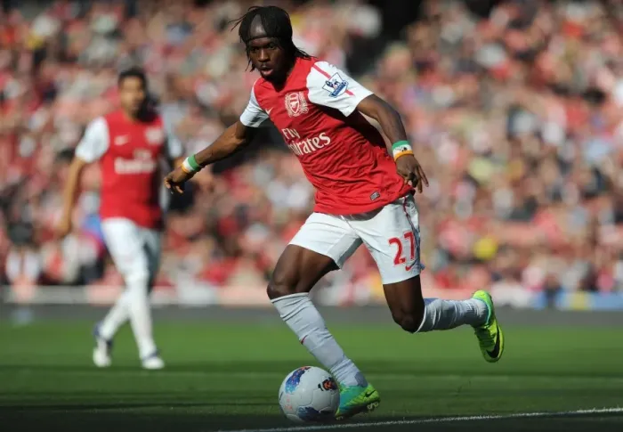 Framed Print : Arsenal Triumphs Over Stoke City 3:1 in Premier League: Gervinho's Brilliant Performance at Emirates Stadium (October 23, 2011)