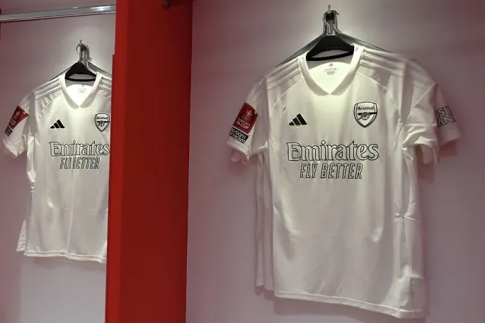 Framed Print : Arsenal United Against Knife Crime: Arsenal Debut All-White Kit vs. Liverpool in Emirates FA Cup