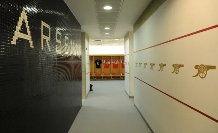 Framed Print : Arsenal: Unity in the Changing Room Before the Battle (Arsenal vs. Everton, 2016-17) Framed Print : Arsenal: Unity in the Changing Room Before the Battle (Arsenal vs. Everton, 2016-17)