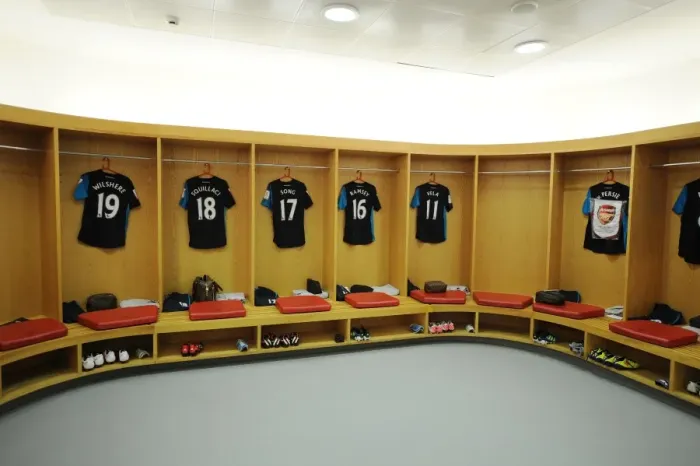 Framed Print : Arsenal Unity: Pre-Match Huddle at Emirates Stadium (2011)