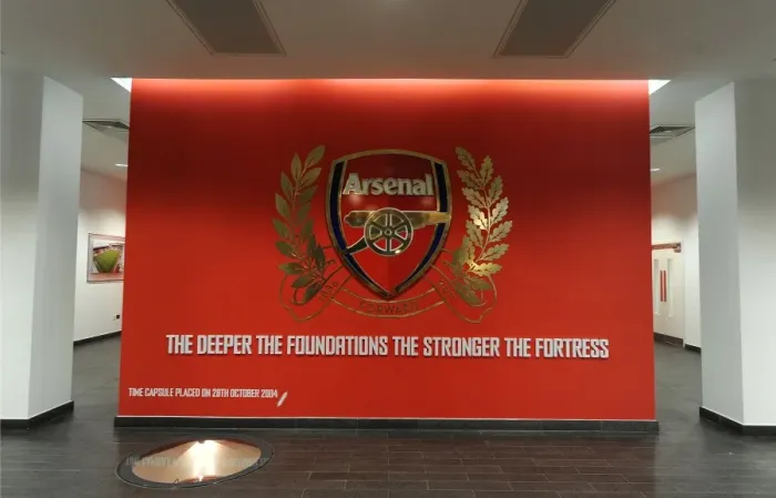 Framed Print : Arsenal Unveils New Crest at Emirates Stadium, 2011 Framed Print : Arsenal Unveils New Crest at Emirates Stadium, 2011