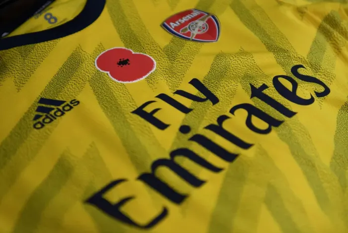 Framed Print : Arsenal Unveils Poppy-Embellished Jerseys Ahead of Leicester Showdown (Premier League 2019-20) Framed Print : Arsenal Unveils Poppy-Embellished Jerseys Ahead of Leicester Showdown (Premier League 2019-20)