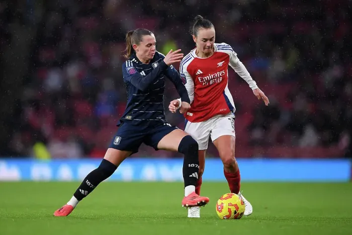 Framed Print : Arsenal v Aston Villa - Barclays Women's Super League