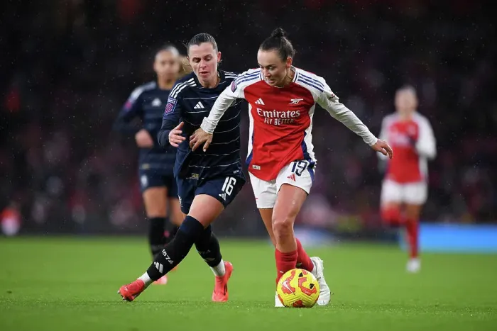 Framed Print : Arsenal v Aston Villa - Barclays Women's Super League Framed Print : Arsenal v Aston Villa - Barclays Women's Super League