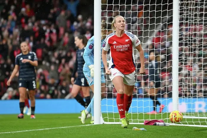 Framed Print : Arsenal v Aston Villa - Barclays Women's Super League