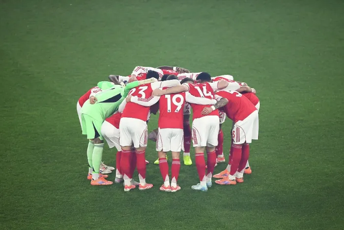 Framed Print : Arsenal v Aston Villa - Premier League Framed Print : Arsenal v Aston Villa - Premier League