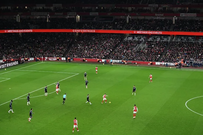 Framed Print : Arsenal v Aston Villa - Premier League Framed Print : Arsenal v Aston Villa - Premier League