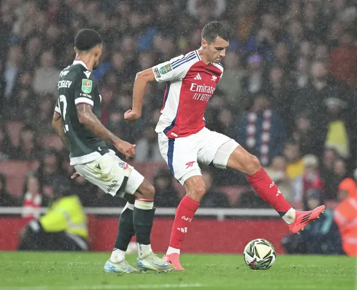 Framed Print : Arsenal v Bolton Wanderers - Carabao Cup Third Round Framed Print : Arsenal v Bolton Wanderers - Carabao Cup Third Round