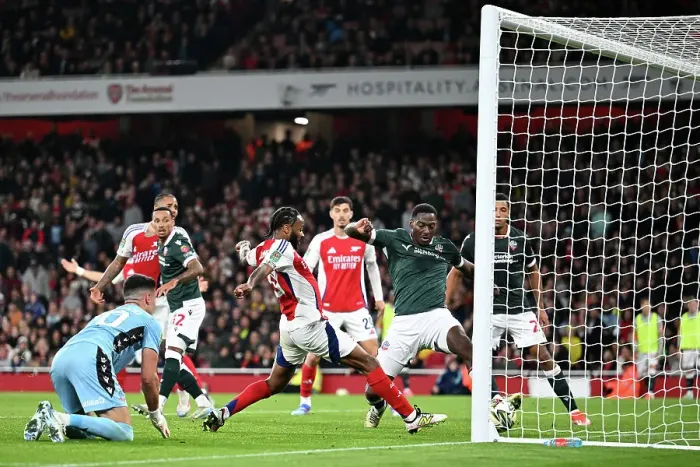 Framed Print : Arsenal v Bolton Wanderers - Carabao Cup Third Round