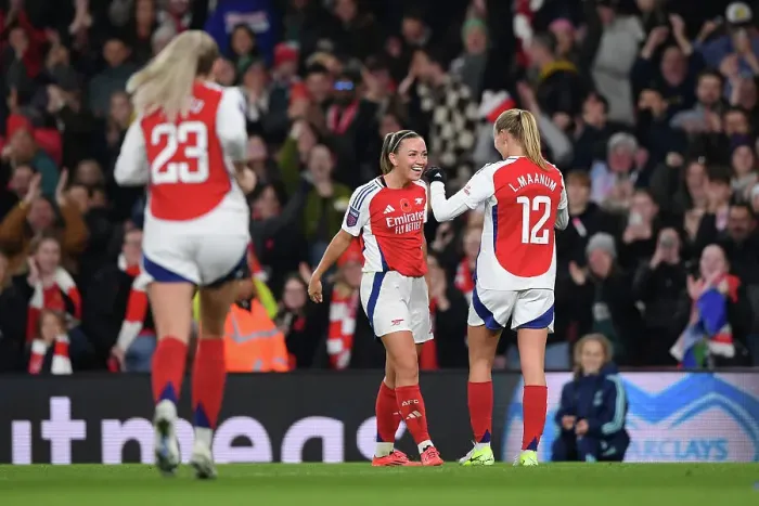 Framed Print : Arsenal v Brighton & Hove Albion - Barclays Women's Super League Arsenal v Brighton & Hove Albion - Barclays Women's Super League Framed Print : Arsenal v Brighton & Hove Albion - Barclays Women's Super League Arsenal v Brighton & Hove Albion - Barclays Women's Super League