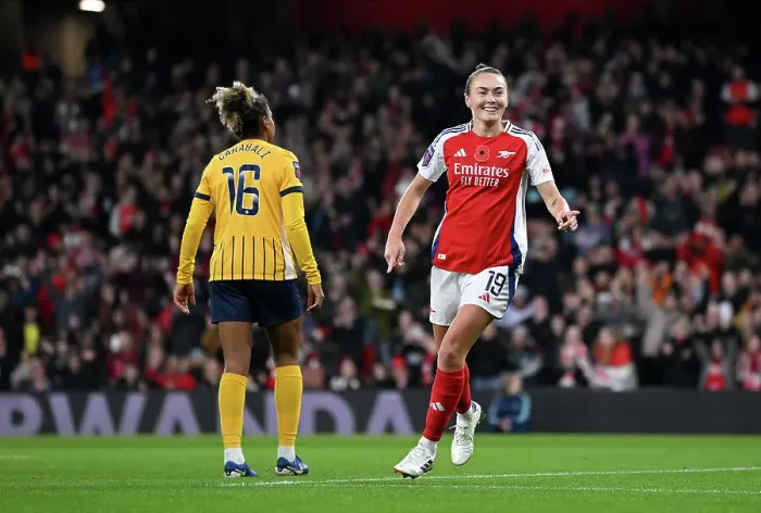 Framed Print : Arsenal v Brighton & Hove Albion - Barclays Women's Super League Arsenal v Brighton & Hove Albion - Barclays Women's Super League Framed Print : Arsenal v Brighton & Hove Albion - Barclays Women's Super League Arsenal v Brighton & Hove Albion - Barclays Women's Super League