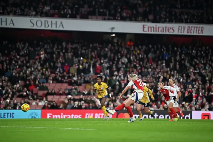 Framed Print : Arsenal v Brighton & Hove Albion - Barclays Women's Super League Arsenal v Brighton & Hove Albion - Barclays Women's Super League Framed Print : Arsenal v Brighton & Hove Albion - Barclays Women's Super League Arsenal v Brighton & Hove Albion - Barclays Women's Super League