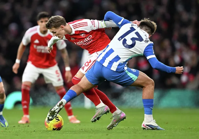 Framed Print : Arsenal v Brighton & Hove Albion - Premier League Framed Print : Arsenal v Brighton & Hove Albion - Premier League