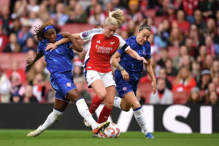 Framed Print : Arsenal v Chelsea - Barclays Women's Super League