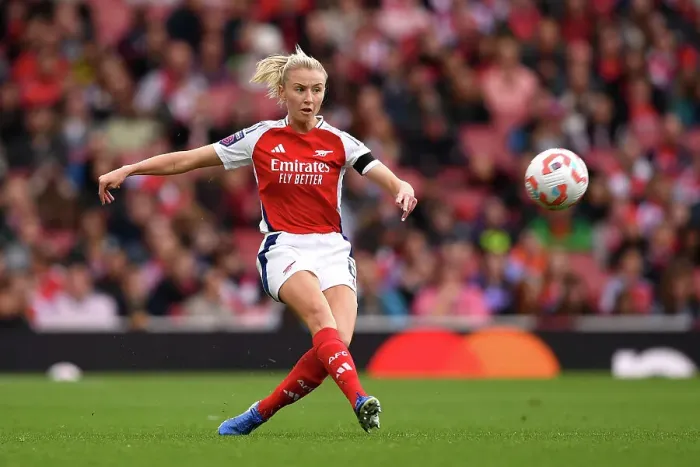 Framed Print : Arsenal v Chelsea - Barclays Women's Super League