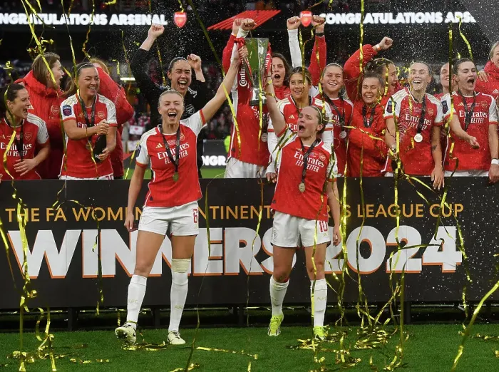 Framed Print : Arsenal v Chelsea - FA Women's Continental Tyres League Cup Final Framed Print : Arsenal v Chelsea - FA Women's Continental Tyres League Cup Final
