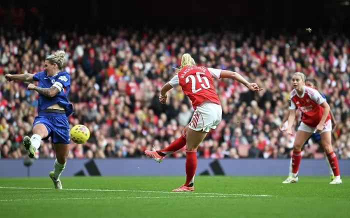 Framed Print : Arsenal v Chelsea FC - Barclays Women's Super League Arsenal v Chelsea FC - Barclays Women's Super League Framed Print : Arsenal v Chelsea FC - Barclays Women's Super League Arsenal v Chelsea FC - Barclays Women's Super League
