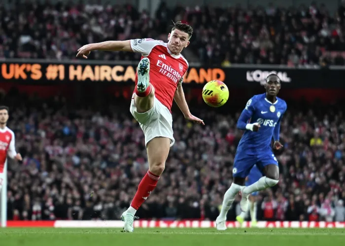 Framed Print : Arsenal v Chelsea - Premier League