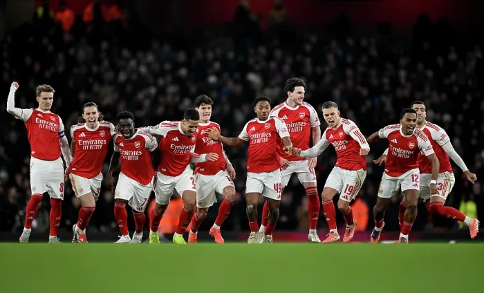 Framed Print : Arsenal v Crystal Palace - Carabao Cup Quarter Final
