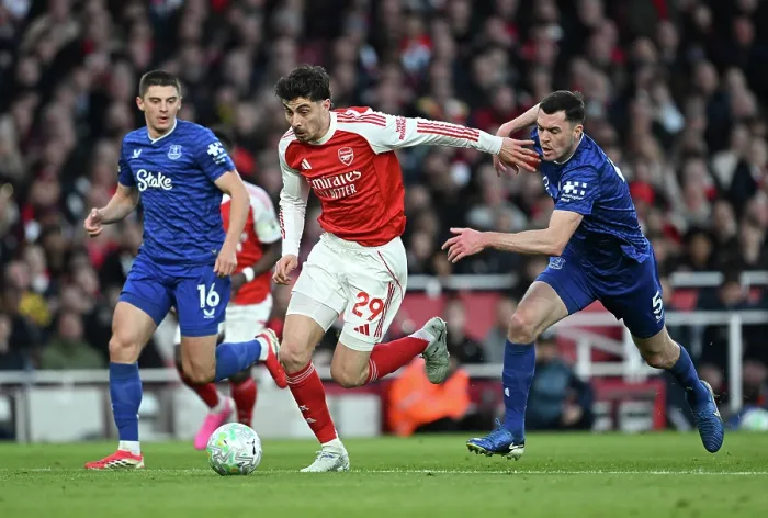 Framed Print : Arsenal v Everton - Premier League