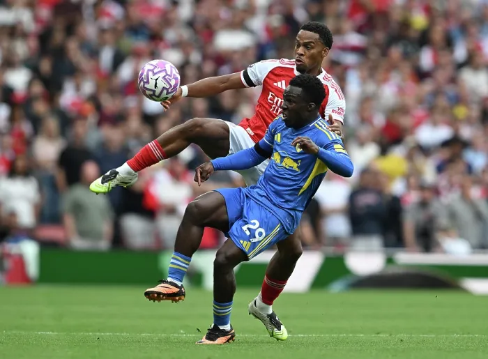 Framed Print : Arsenal v Leeds United - Premier League