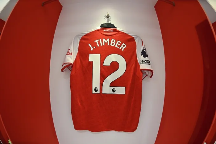 Framed Print : Arsenal v Leeds United - Premier League Framed Print : Arsenal v Leeds United - Premier League