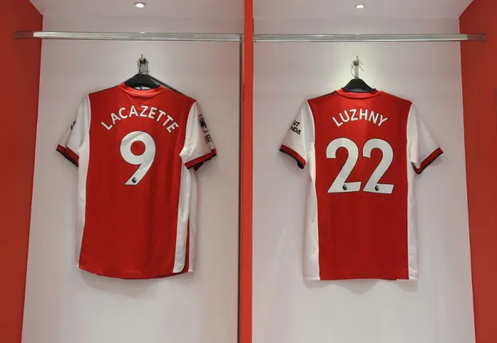 Framed Print : Arsenal v Leicester City - Premier League Framed Print : Arsenal v Leicester City - Premier League