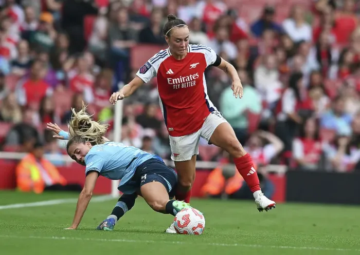 Framed Print : Arsenal v Manchester City - Barclays Women's Super League Framed Print : Arsenal v Manchester City - Barclays Women's Super League