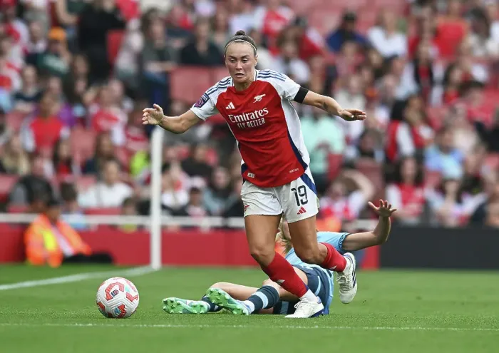 Framed Print : Arsenal v Manchester City - Barclays Women's Super League