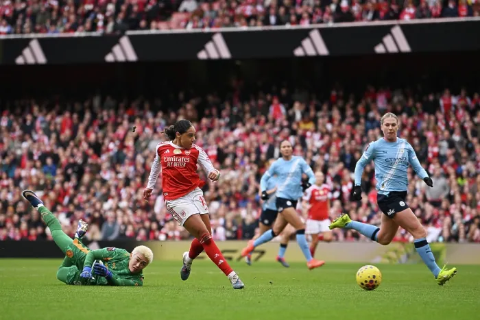 Framed Print : Arsenal v Manchester City - Barclays Women's Super League Arsenal v Manchester City - Barclays Women's Super League Framed Print : Arsenal v Manchester City - Barclays Women's Super League Arsenal v Manchester City - Barclays Women's Super League