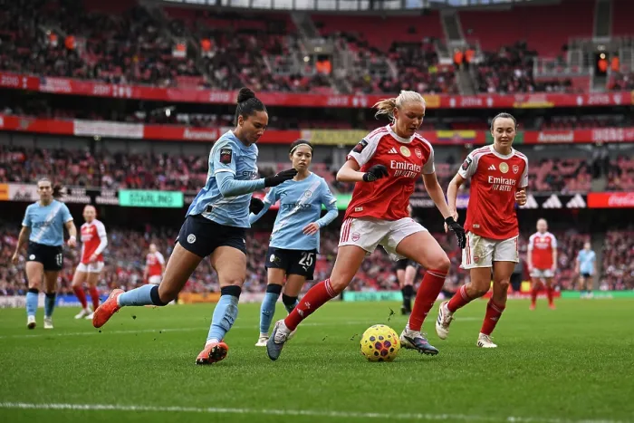 Framed Print : Arsenal v Manchester City - Barclays Women's Super League Arsenal v Manchester City - Barclays Women's Super League Framed Print : Arsenal v Manchester City - Barclays Women's Super League Arsenal v Manchester City - Barclays Women's Super League